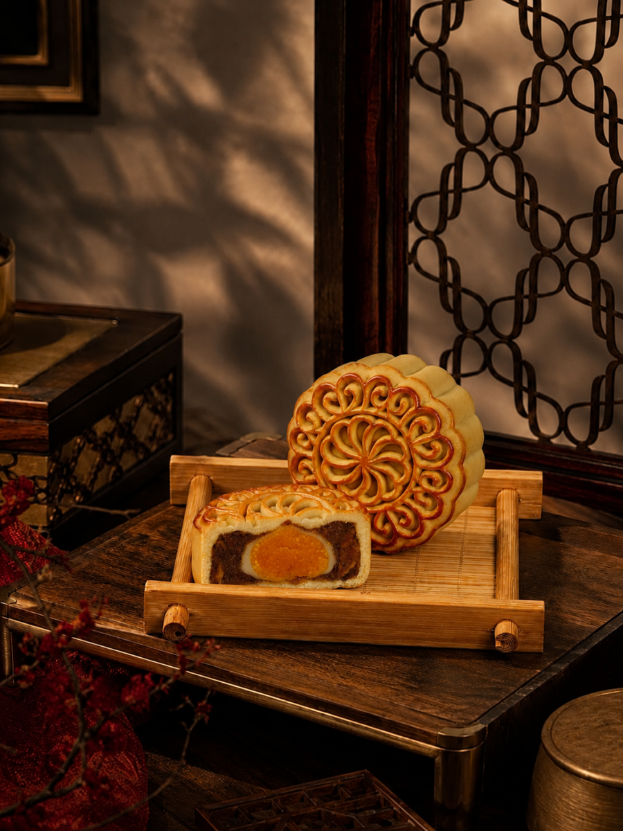 Bánh nướng Táo đỏ mochi trứng muối